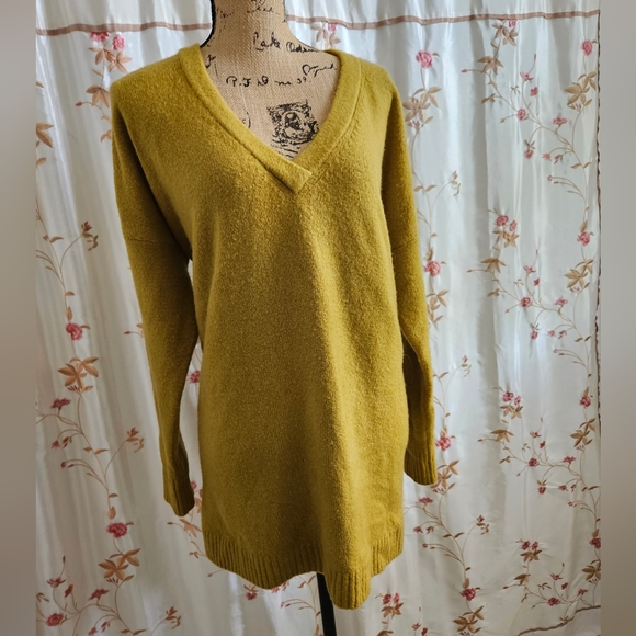 FRENCH CONNECTION SWEATER - Picture 5 of 11